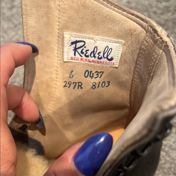 Stylish Black Leather Riedell Skate Women's Boots - Picture 3 of 6